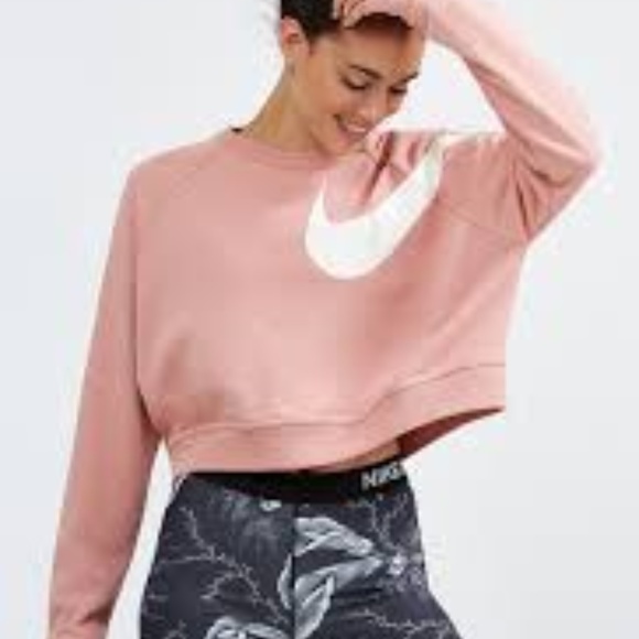 Nike Tops - Women's Nike Crop Top with Logo